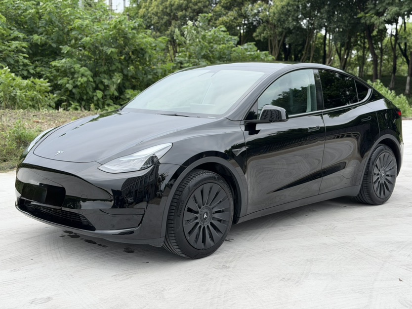 Tesla Model Y 2022 #3 Tesla Model Y 2022 car image #3