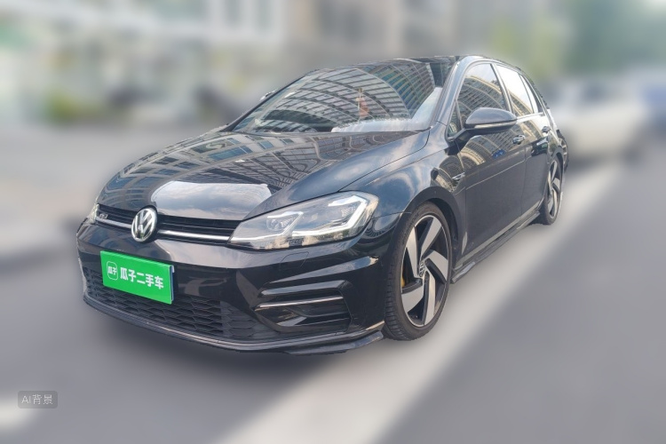 Volkswagen Golf 2018 car image #2