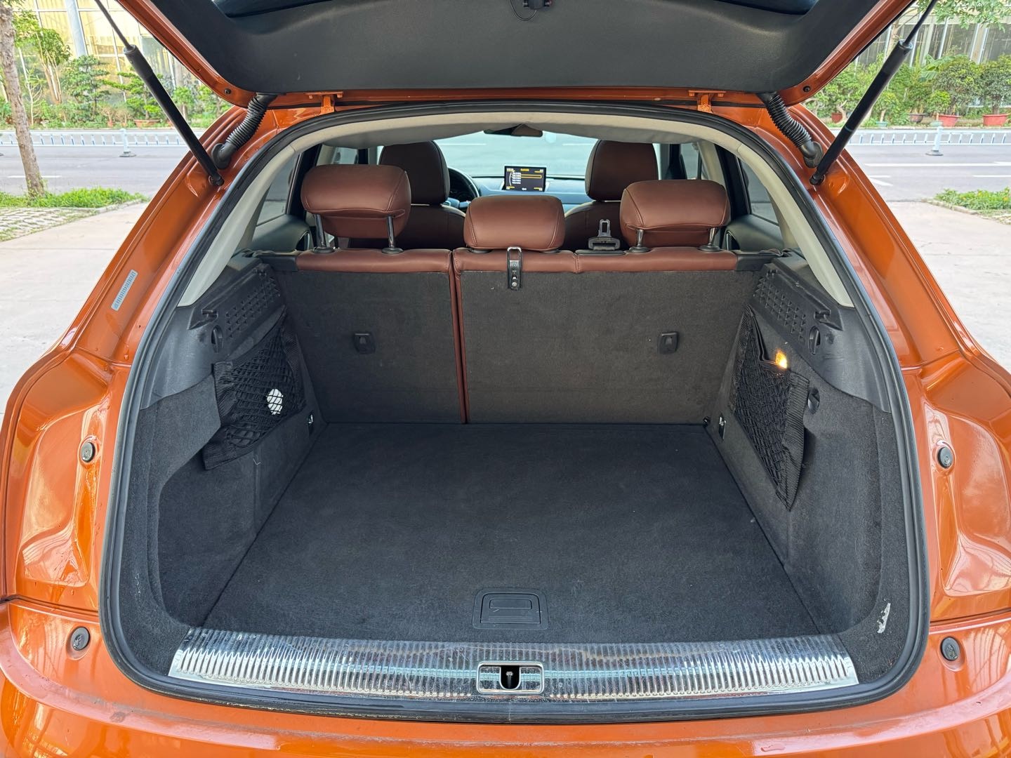 Audi Q3 2017 car image #10
