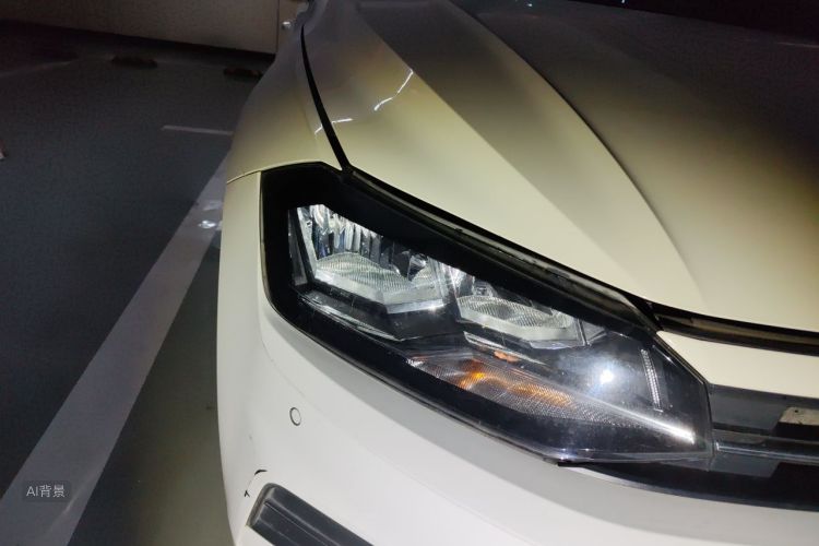 Volkswagen Polo 2022 car image #8