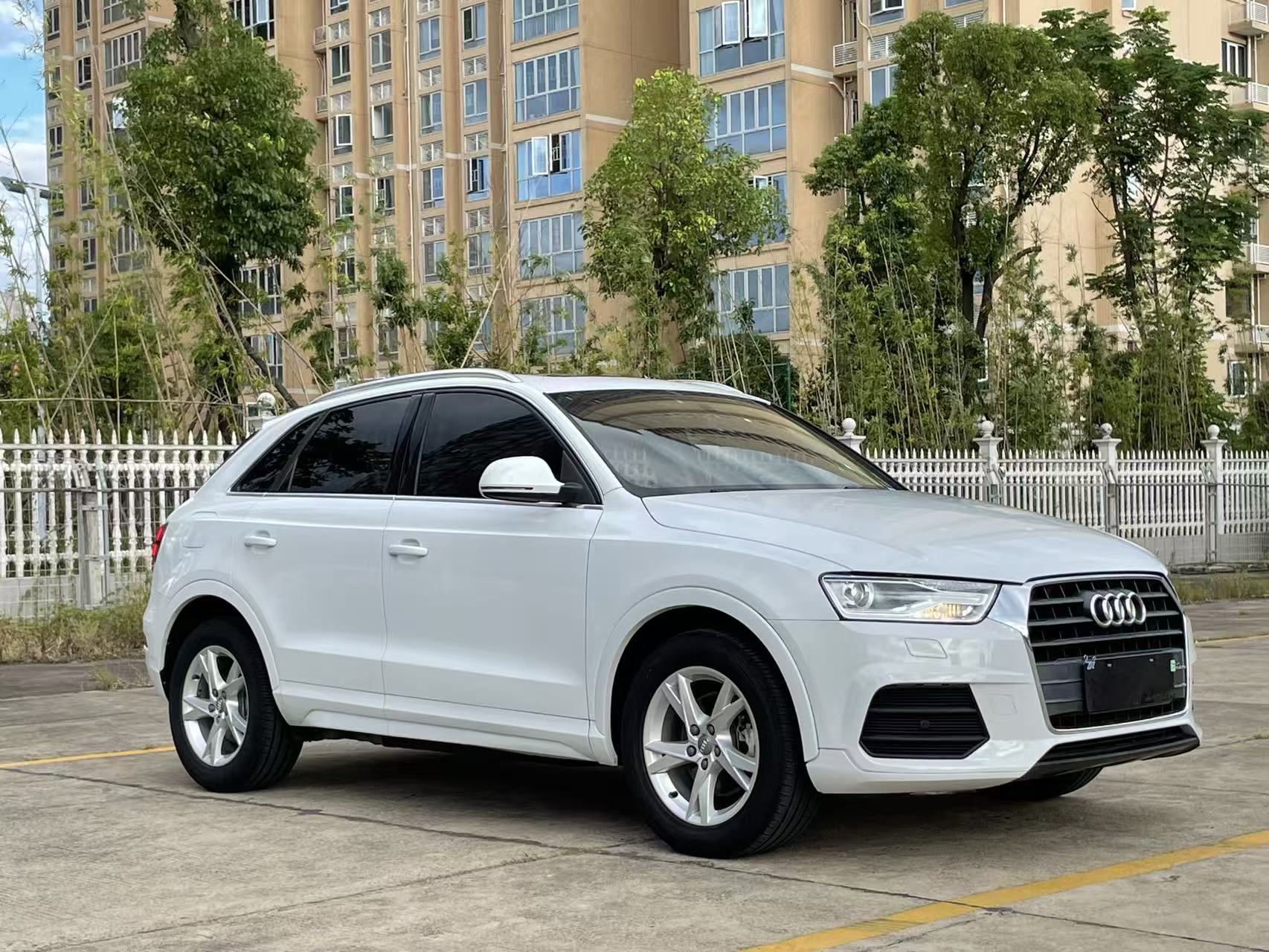 Audi Q3 2018 #3 Audi Q3 2018 car image #3