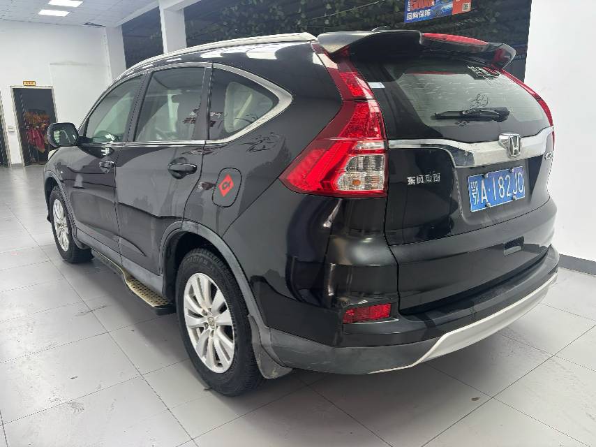 Honda CR-V 2015 #6 Honda CR-V 2015 car image #6
