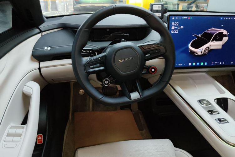 MI SU7 2025 immagine di auto #11