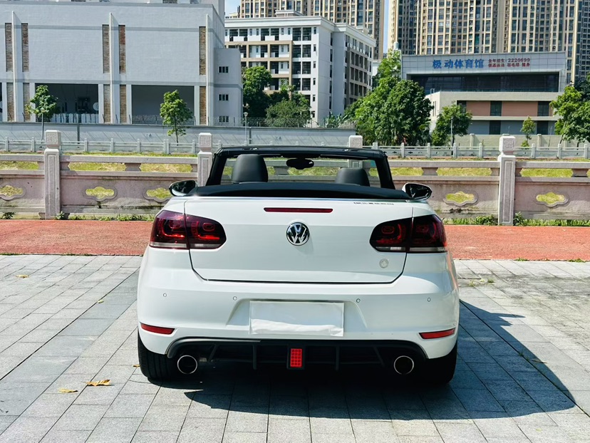 Volkswagen Golf (Imported) 2013 car image #8