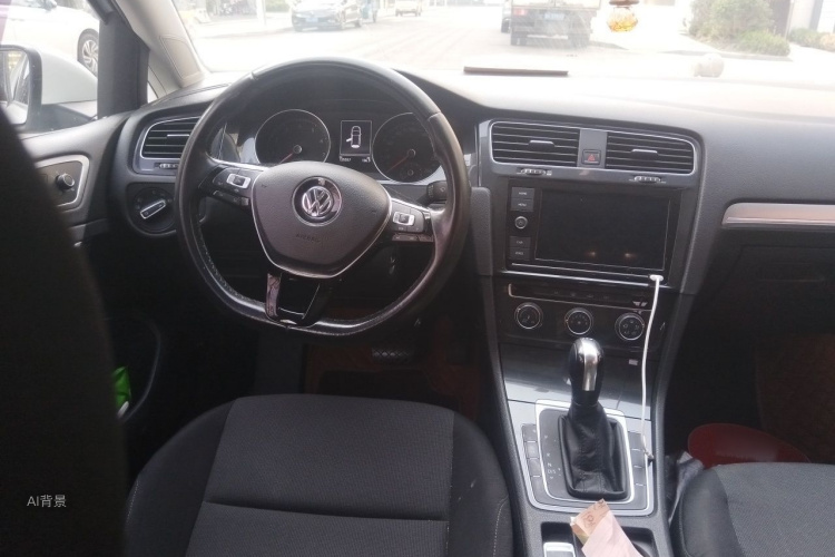 Volkswagen Golf 2020 imagen de coche #12