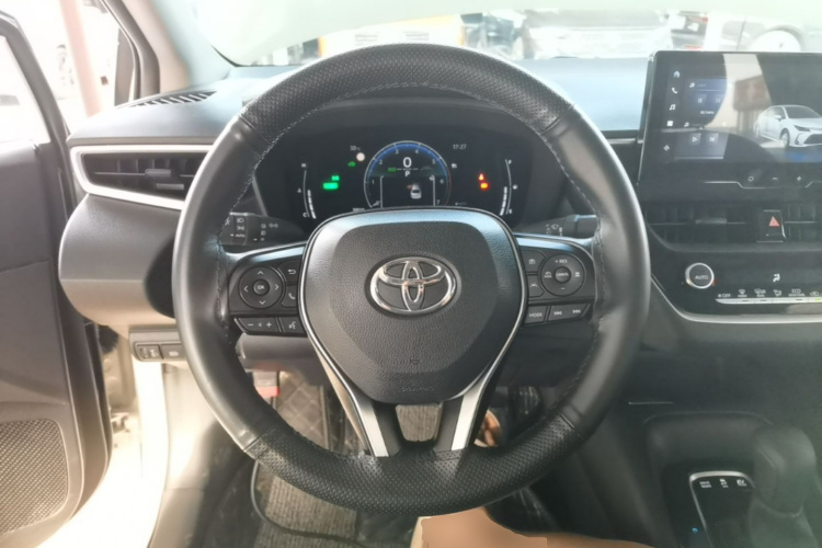 Toyota Corolla 2023 #11 Toyota Corolla 2023 car image #11