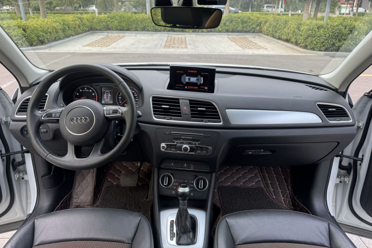 Audi Q3 2019 #16 Audi Q3 2019 car image #16