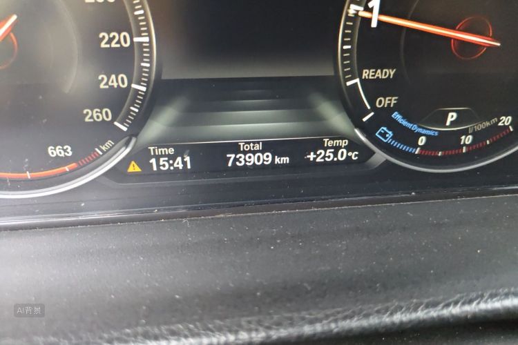 BMW 3 Series 2019 صورة سيارة #14