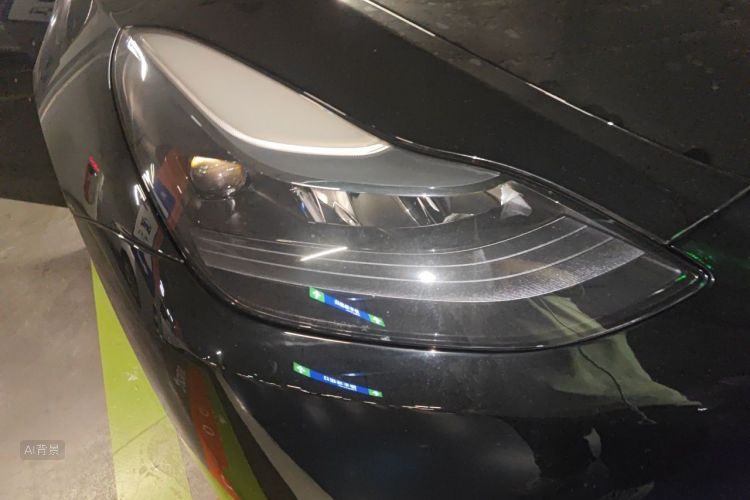 Tesla Model Y 2023 car image #8