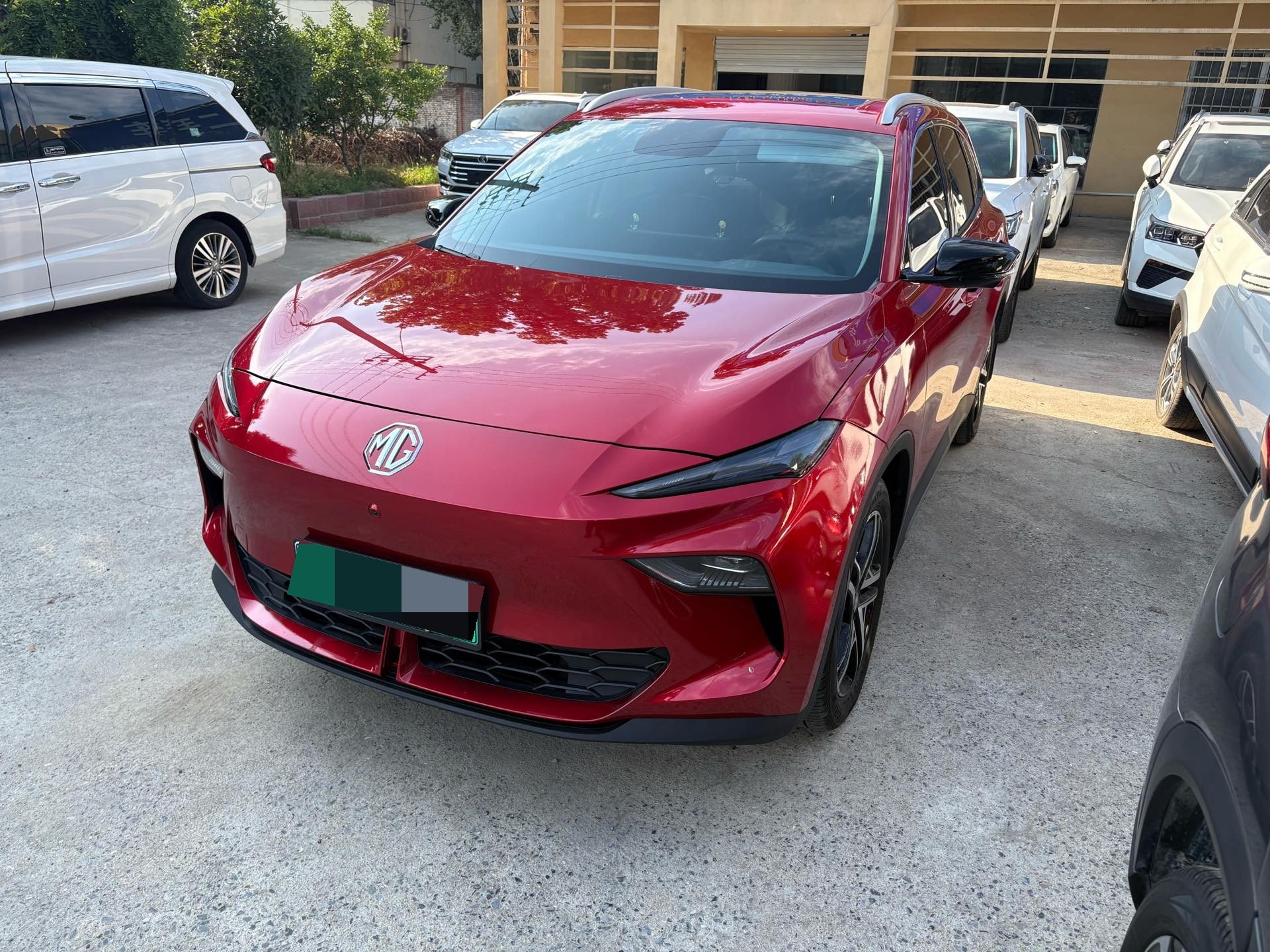 MG ES5 2025 car image 