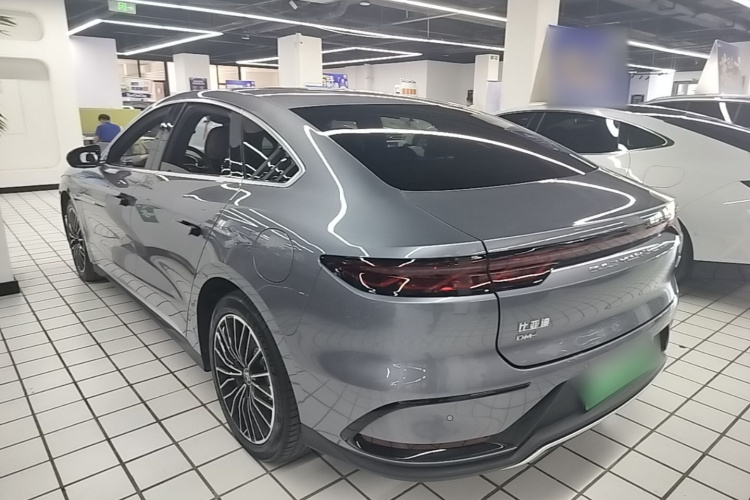 BYD Han 2023 image de voiture #7