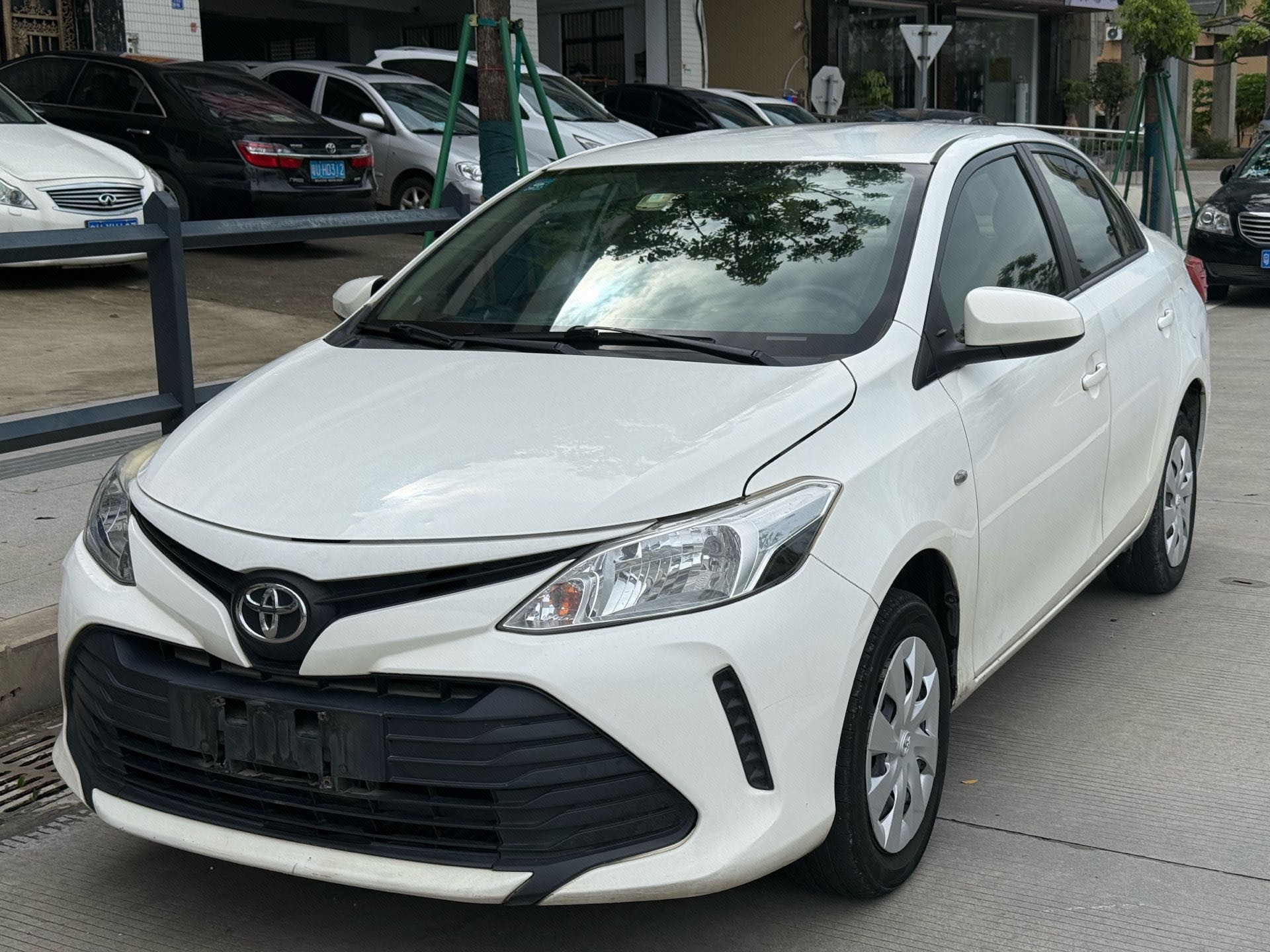 Toyota Vios 2018 car image 
