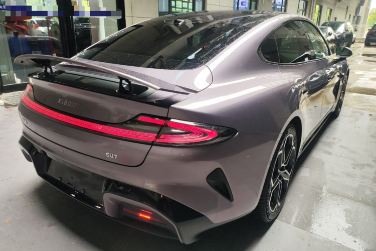 MI SU7 2025 car image #5