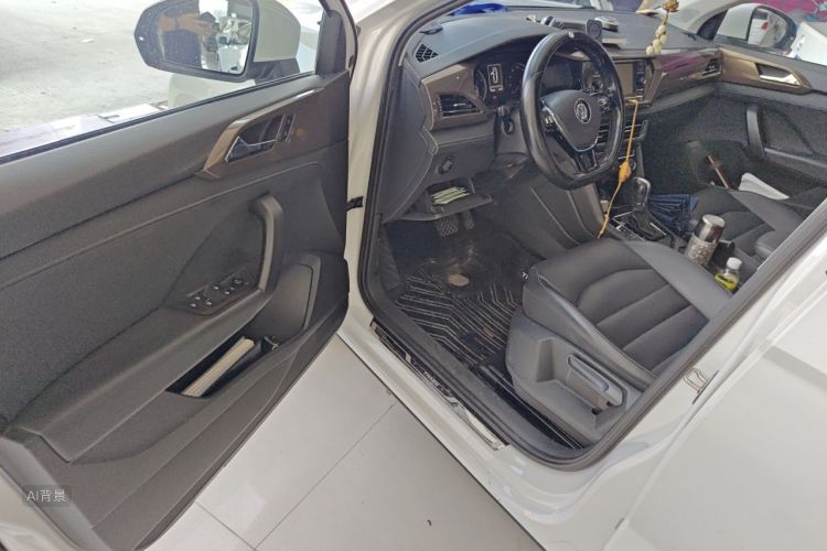 Volkswagen Tharu 2019 #18 Volkswagen Tharu 2019 car image #18