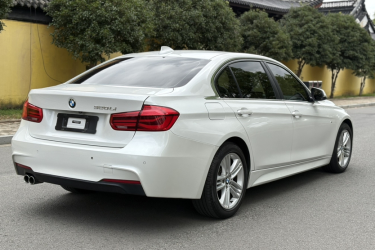 BMW 3 Series 2017 car image #5