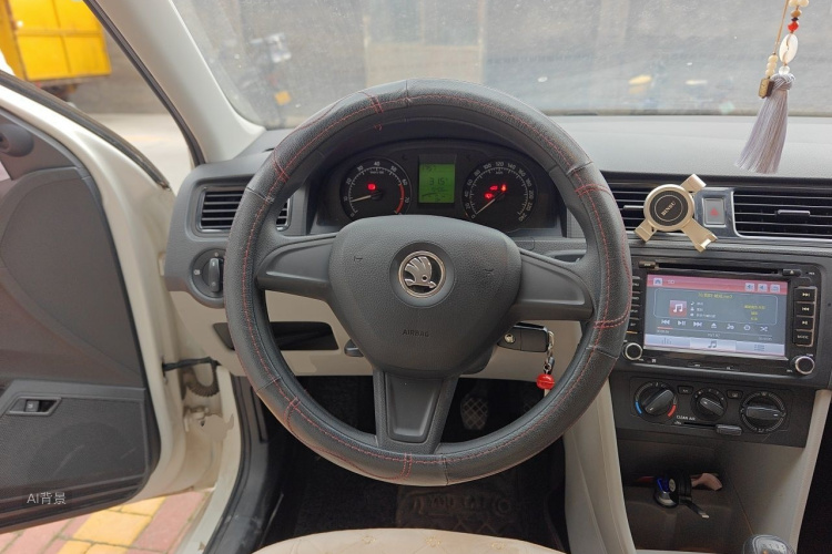 Skoda Rapid 2018 #12 Skoda Rapid 2018 car image #12