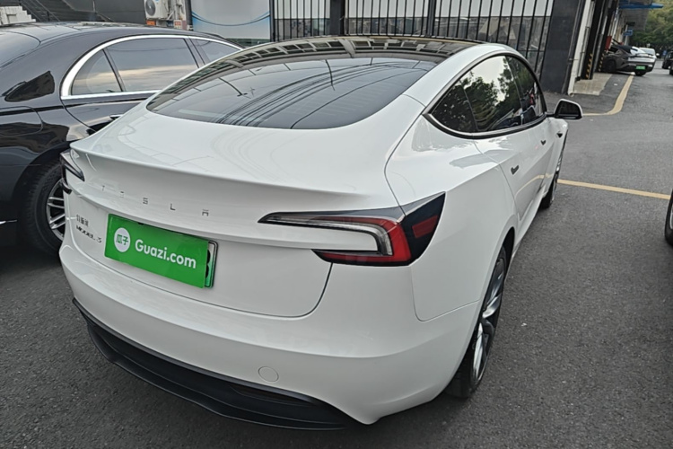 Tesla Model 3 2025 #7 Tesla Model 3 2025 car image #7