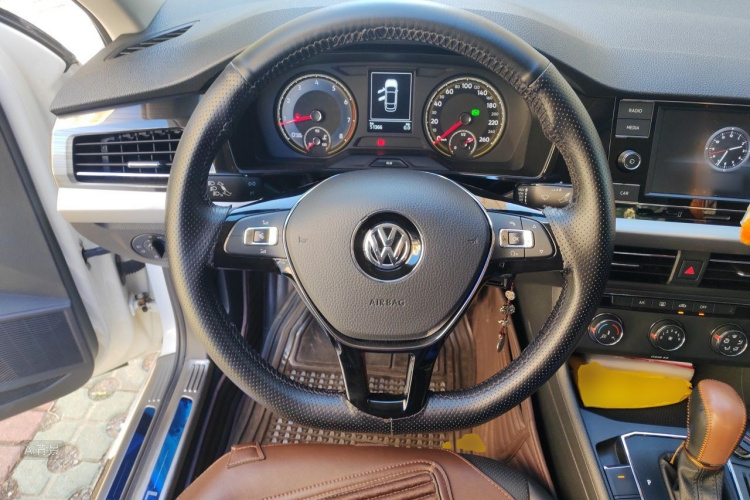 Volkswagen Lavida 2019 #12 Volkswagen Lavida 2019 car image #12
