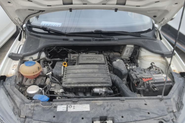 Volkswagen Santana 2021 imagen de coche #20