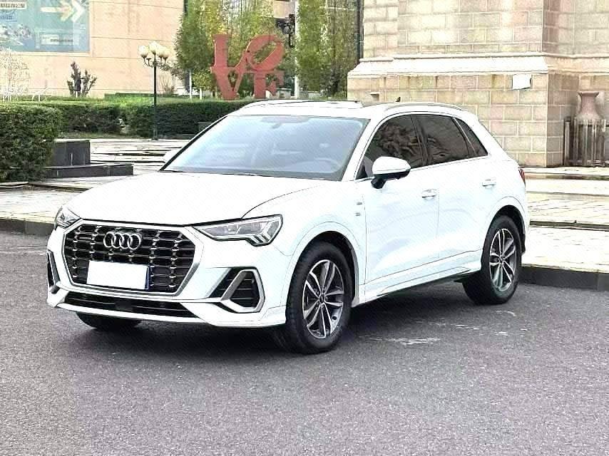 Audi Q3 2024 Audi Q3 2024 صورة سيارة