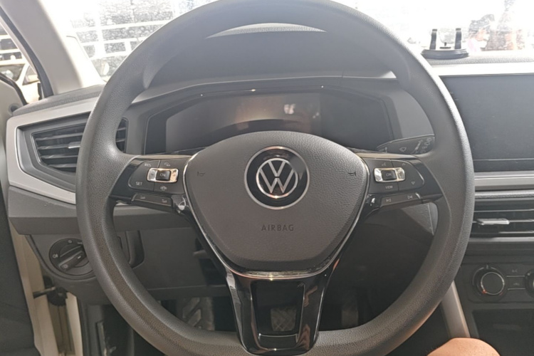 Volkswagen Polo 2023 #11 Volkswagen Polo 2023 car image #11