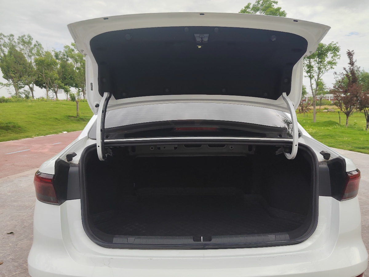 GEELY Emgrand 2024 #10 GEELY Emgrand 2024 car image #10
