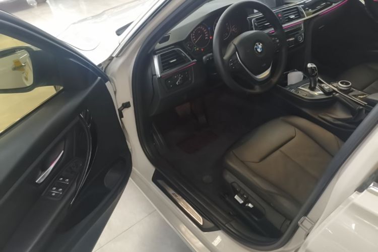 BMW 3 Series 2016 #16 BMW 3 Series 2016 car image #16