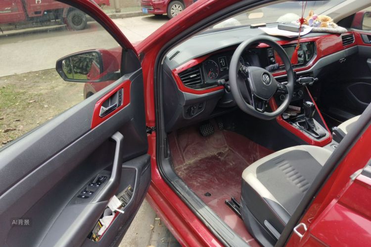 Volkswagen Polo 2019 car image #18
