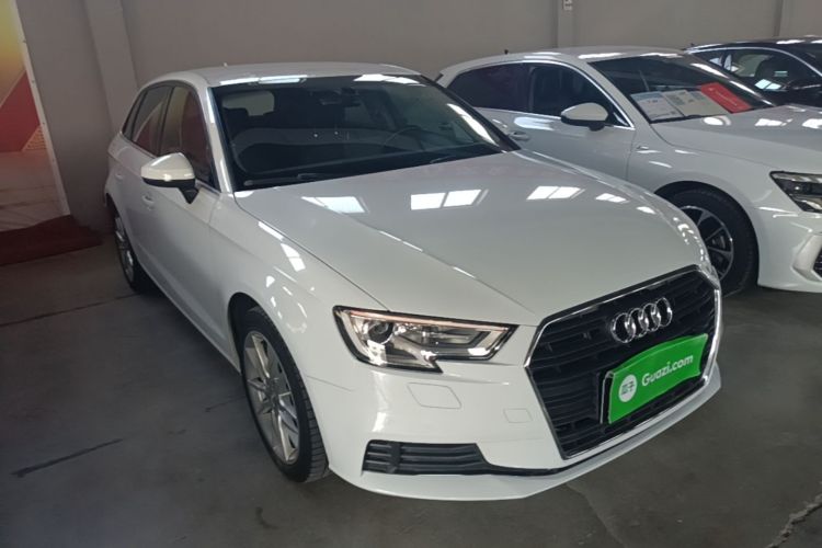 Audi A3 2018 car image #6