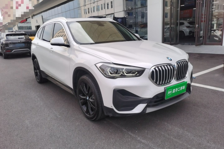 BMW X1 2021 #4 BMW X1 2021 car image #4