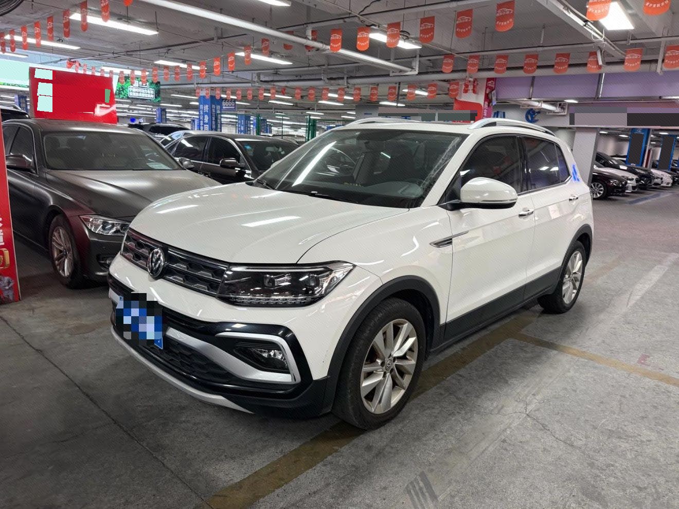 Volkswagen T-Cross 2020 car image 