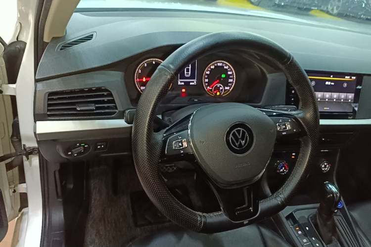 Volkswagen Lavida 2020 #11 Volkswagen Lavida 2020 car image #11
