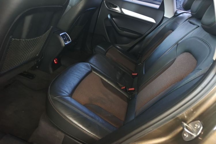 Audi Q3 2019 #17 Audi Q3 2019 car image #17