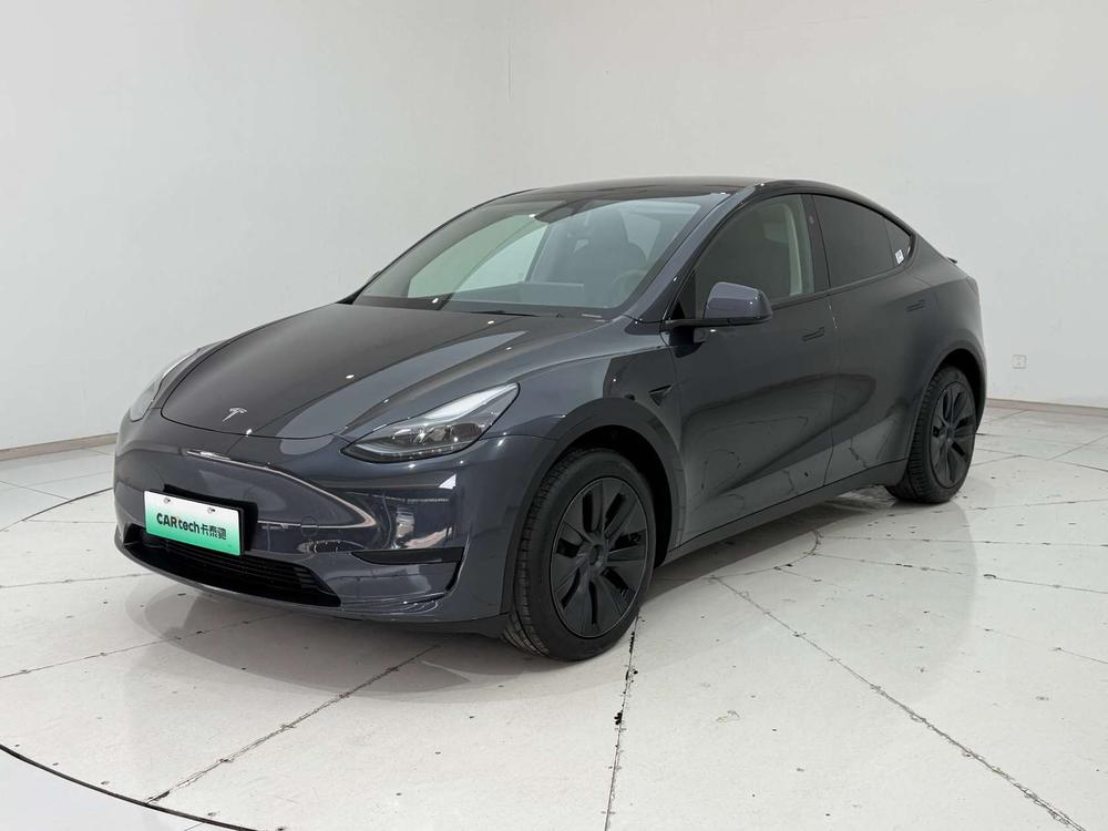 Tesla Model Y 2024 #14 Tesla Model Y 2024 car image #14