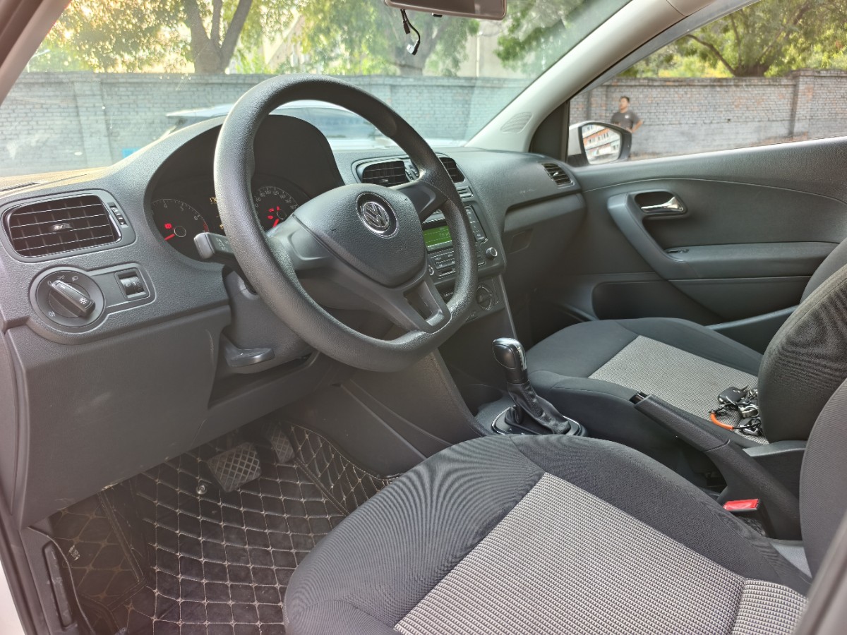 Volkswagen Polo 2017 #4 Volkswagen Polo 2017 car image #4