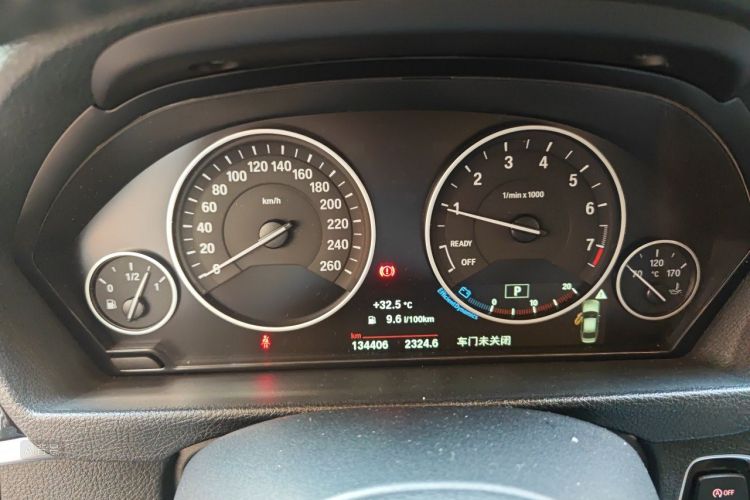 BMW 3 Series 2018 #13 BMW 3 Series 2018 car image #13