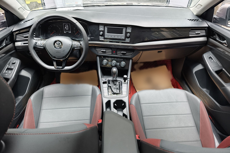 Volkswagen Bora 2018 car image #16