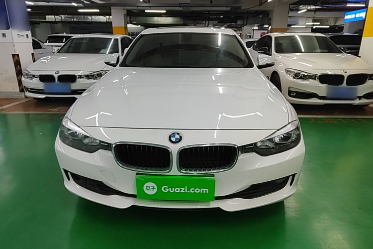 BMW 3 Series 2017 #3 BMW 3 Series 2017 imagem de carro #3
