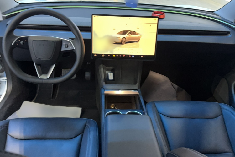 Tesla Model 3 2024 #8 Tesla Model 3 2024 car image #8