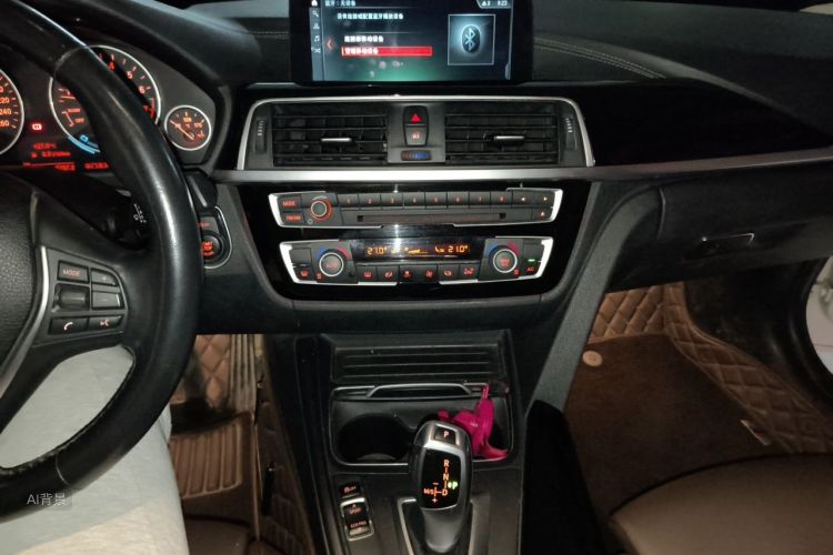 BMW 3 Series 2018 #15 BMW 3 Series 2018 car image #15