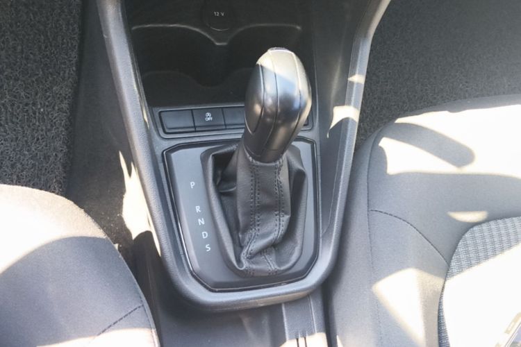 Volkswagen Santana 2019 #14 Volkswagen Santana 2019 car image #14