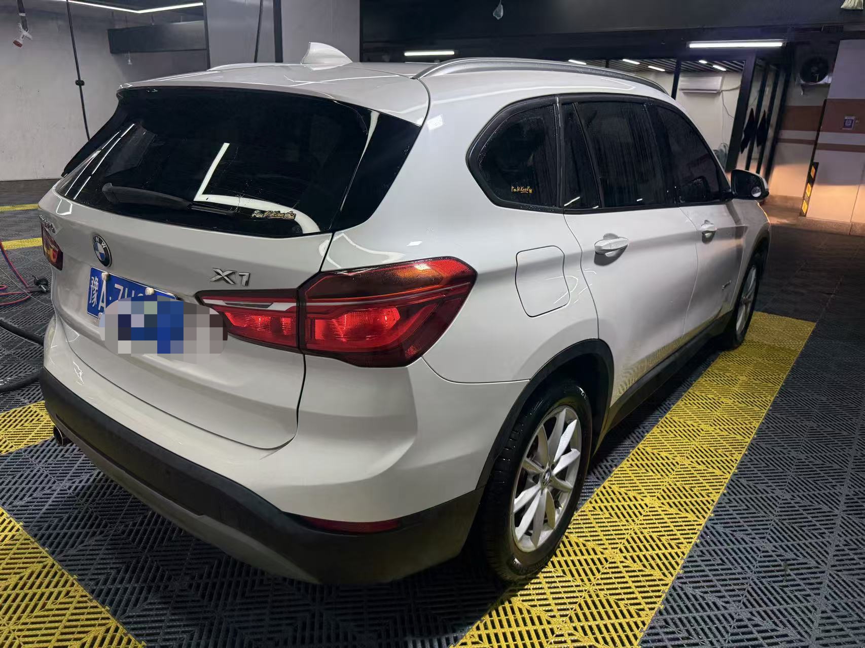 BMW X1 2017 #6 BMW X1 2017 car image #6