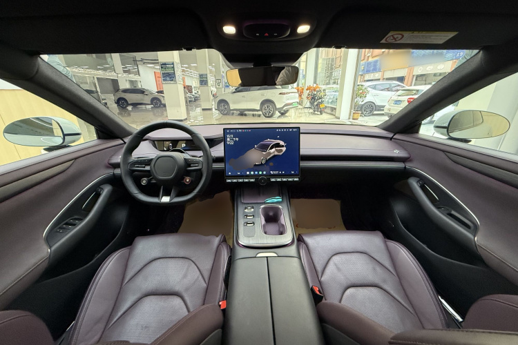 MI SU7 2024 immagine di auto #10