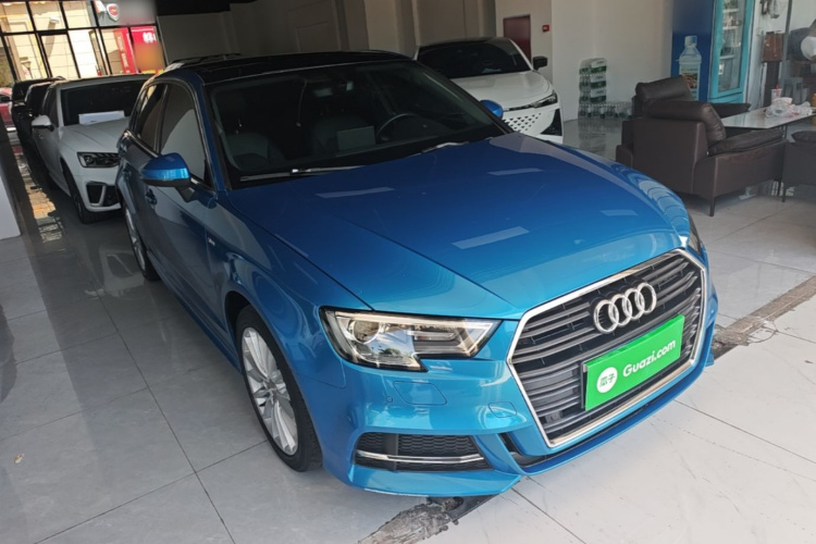 Audi A3 2018 imagen de coche #4