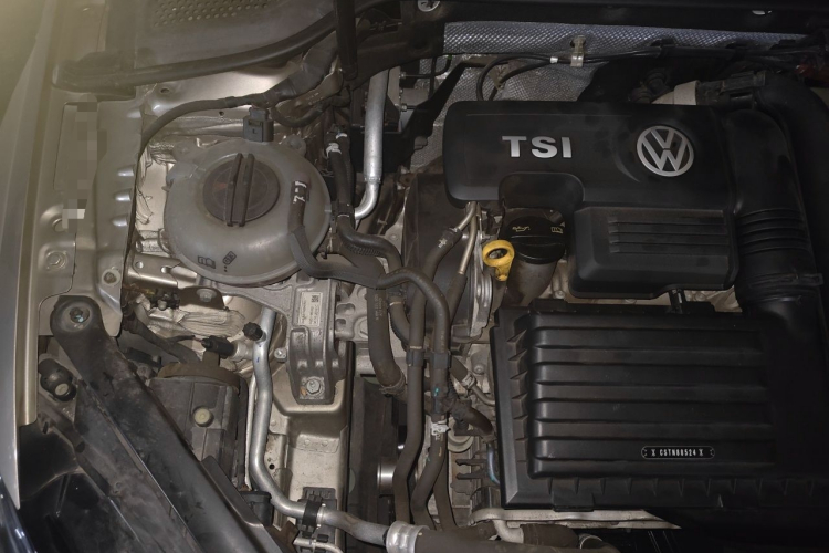 Volkswagen Golf 2016 car image #28