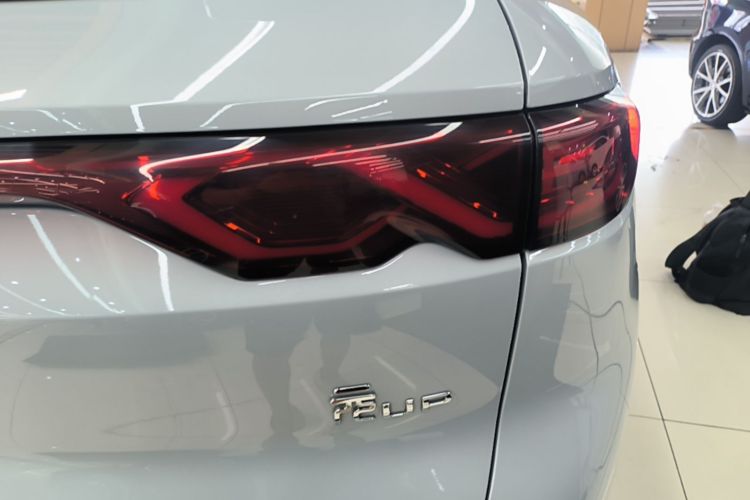 BYD YuanUP 2024 #8 BYD YuanUP 2024 car image #8