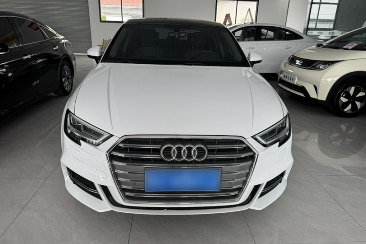 Audi A3 2020 car image #3
