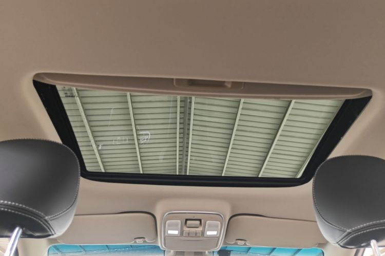 GEELY Emgrand GS 2020 car image #18