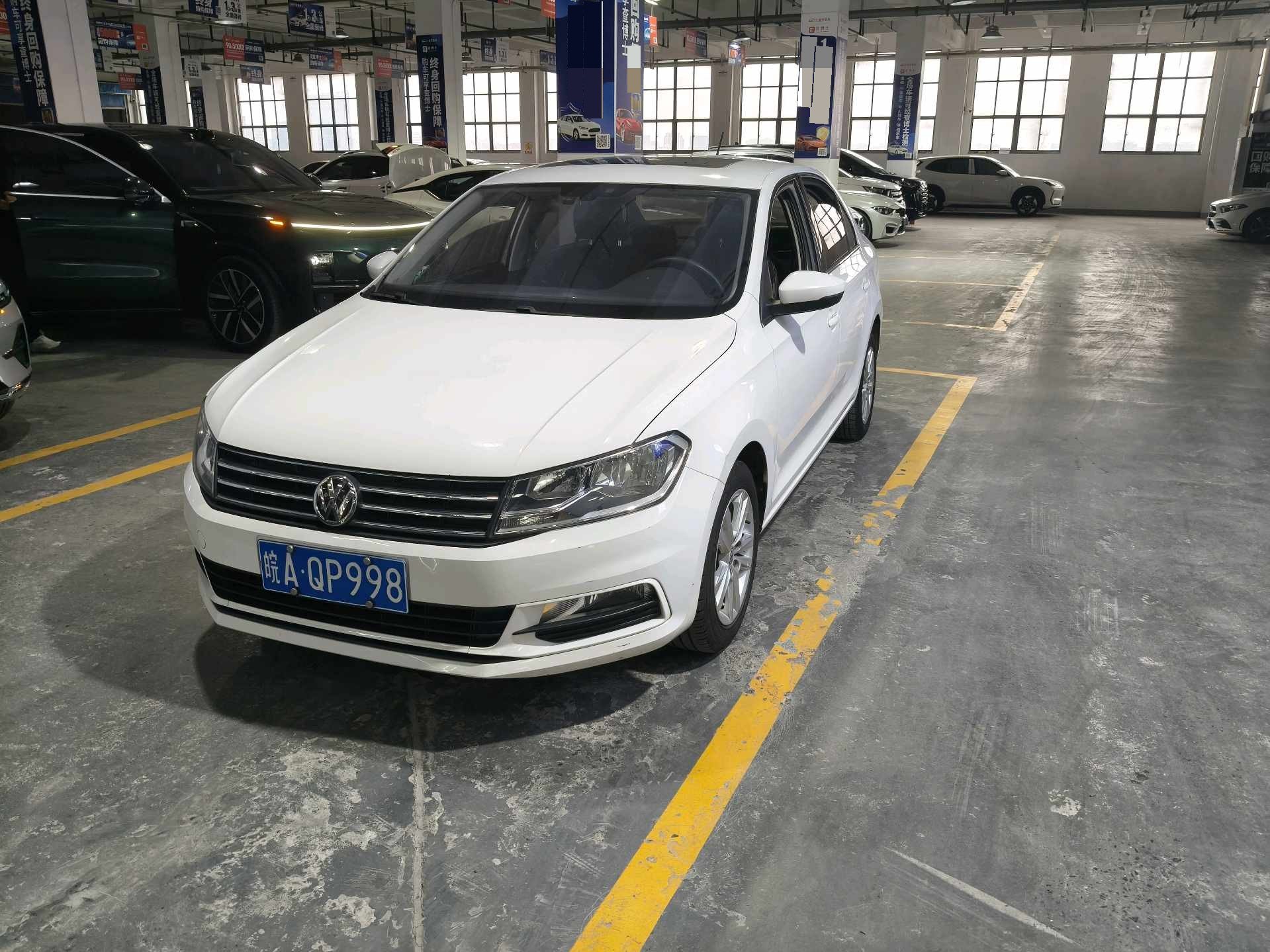 Volkswagen Santana 2017 Volkswagen Santana 2017 car image