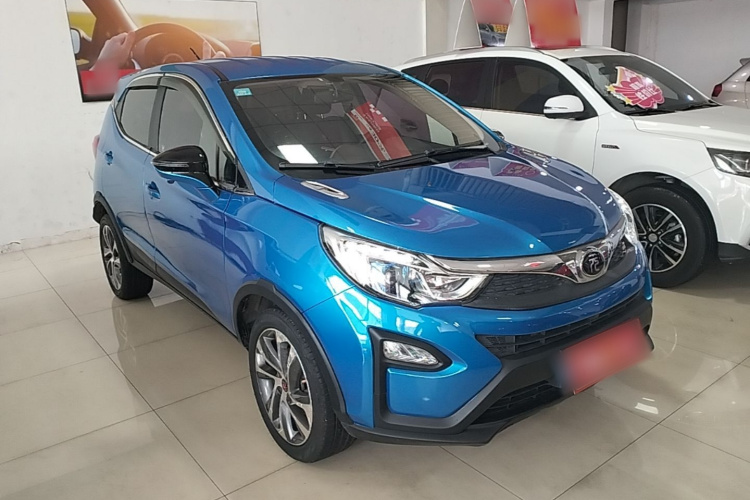 BYD Yuan 2018 #4 BYD Yuan 2018 car image #4